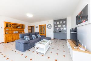 Telewizja i/lub zestaw kina domowego w obiekcie Apartamento Socorro 39-1