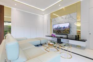 Khu vực ghế ngồi tại Villa Louis Seminyak by Nagisa Bali