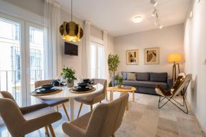Część wypoczynkowa w obiekcie Guadalquivir Terrace Suite Apartments