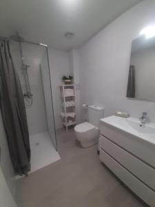 Bilik mandi di Sol Playa Suites +23 gambar