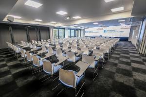 Zaplecze biznesowe lub konferencyjne w obiekcie Hotel Gem