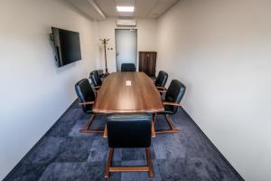 Telewizja i/lub zestaw kina domowego w obiekcie Hotel Gem