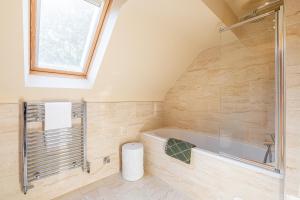 Et badeværelse på Rambling Rose + 18 billeder