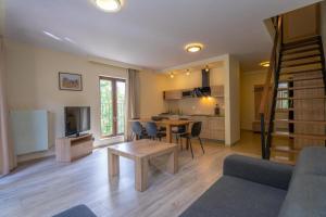 Posedenie v ubytovaní RentPlanet - Apartamenty Górna Resorts