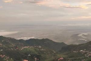 Fotografie z fotogalerie ubytování CARAMEL COTTAGE Mall Road SERENE VALLEY VIEW v destinaci Mussoorie + 13 fotografií