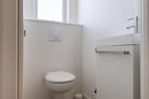 Kúpeľňa v ubytovaní Chalet pour 6 dans une résidence avec piscine