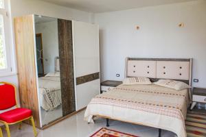 Lova arba lovos apgyvendinimo įstaigoje Shkreli Resort Qafeshtame