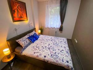 Posteľ alebo postele v izbe v ubytovaní H & A Suite Gozsdu - THE 1001 NIGHTS SUITE
