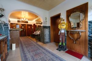 Koupelna v ubytování Pension Hofmann + 37 fotografií