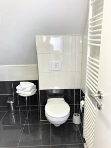 Koupelna v ubytování Haus Hotel & Pension am Birnengarten