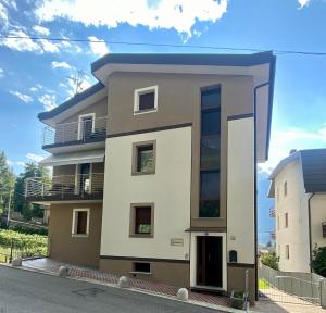 The building in which Az apartmant is located