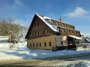Pension Hela during the winter