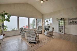 Gallery image of Oceanside Getaway with Beach Access and Home Gym! in Coos Bay