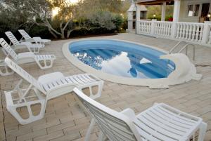 Fotografia z galérie ubytovania Family friendly house with a swimming pool Kostanje, Omis - 14176 v destinácii Kostanje + 17 fotografií