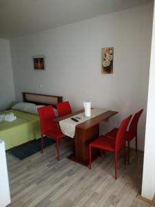 Fotografie z fotogalerie ubytování Apartments with a parking space Vrsi, Zadar - 14183 v destinaci Vrsi