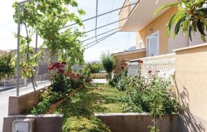 Fotografie z fotogalerie ubytování Apartments with a parking space Solin, Split - 14251 v destinaci Solin