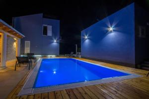 Bazén v ubytování Apartment Verunic 14286d nebo v jeho okolí