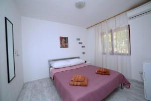 Fotografie z fotogalerie ubytování Family friendly apartments with a swimming pool Bol, Brac - 14379 v destinaci Bol