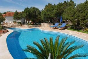 Fotografia z galérie ubytovania Seaside luxury villa with a swimming pool Bobovisca na Moru, Brac - 14405 v destinácii Milna + 19 fotografií