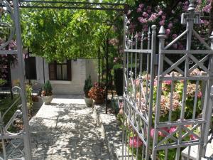 Fotografia z galérie ubytovania Apartments with a parking space Opatija - 14562 v destinácii Opatija