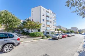 Fotografie z fotogalerie ubytování Apartments with WiFi Split - 16382 ve Splitu