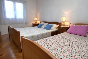 Fotografie z fotogalerie ubytování Apartments with a parking space Vinisce, Trogir - 16439 v destinaci Vinišće