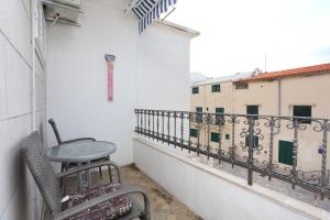 Fotografie z fotogalerie ubytování Apartments and rooms with parking space Makarska - 16449 v destinaci Makarska