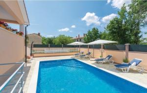 Zdjęcie z galerii obiektu Family friendly house with a swimming pool Sumber, Central Istria - Sredisnja Istra - 16465 w mieście Nedeščina