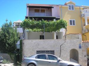 Fotografie z fotogalerie ubytování Apartments by the sea Tribunj, Vodice - 16516 v destinaci Tribunj