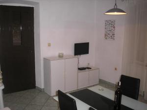 Fotografie z fotogalerie ubytování Apartments by the sea Tribunj, Vodice - 16516 v destinaci Tribunj