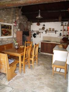 Billede fra billedgalleriet på Holiday house with a parking space Splitska, Brac - 16530 i Postira