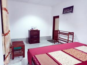 Ein Bett oder Betten in einem Zimmer der Unterkunft Sath Rest