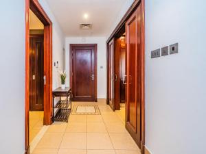 Fotografie z fotogalerie ubytování Colorful Apartment near Dubai Mall with Balcony v Dubaji