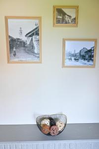 Jídlo v penzionu nebo okolí