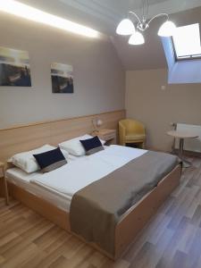 Φωτογραφία από το άλμπουμ του A Bárány σε Kaposvár +14 φωτογραφίες