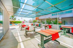 Restaurant o un lloc per menjar a MİKADO BEACH HOTEL