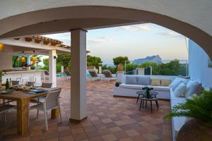 Posedenie v ubytovaní ROMERO - Managed by Almarina Villas