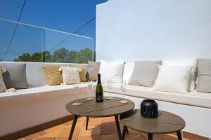 Posedenie v ubytovaní ROMERO - Managed by Almarina Villas