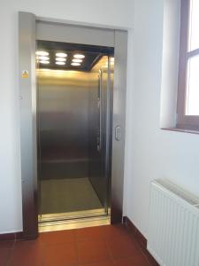 Fotografie z fotogalerie ubytování Hotel Praha v Broumově + 37 fotografií