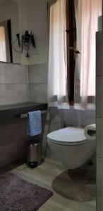 A bathroom at Smartroom LuLa