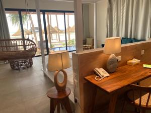 TOA Hotel & Spa Zanzibar的休息区