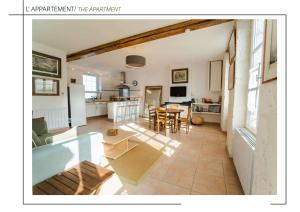 Kuchyňa alebo kuchynka v ubytovaní Gîte Atelier de Sancerre centre historique