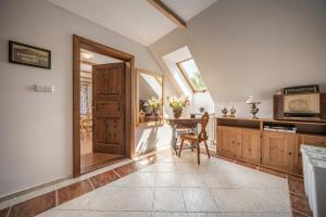 Kuchyň nebo kuchyňský kout v ubytování Apartmány Rubínovi