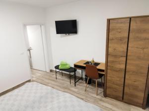 Φωτογραφία από το άλμπουμ του HOSTEL Postaja σε Ruše +10 φωτογραφίες