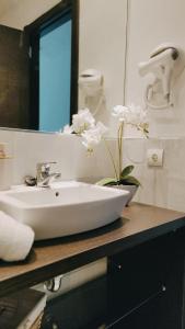 Phòng tắm tại Sea and Sun Costa Esuri Isla Canela