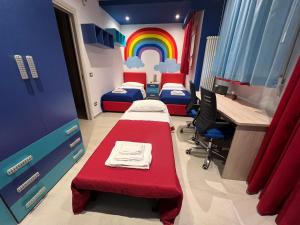 A bed or beds in a room at Samcri Luxury Home