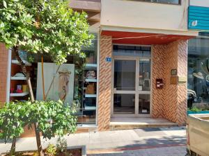 Exteriér alebo vchod do ubytovania PETMEZA APARTMENT 2 Aigio City F