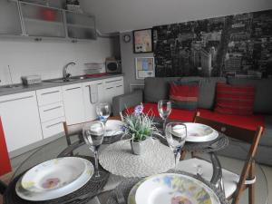 Kuchyňa alebo kuchynka v ubytovaní Apartament Jaśkowy
