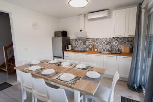 Fotografia z galérie ubytovania Mazury Zakątek Salpia 1 dom apartament 10 osób Family 1 v destinácii Prażmowo