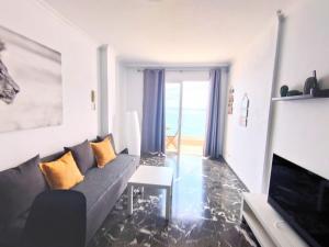 A television and/or entertainment centre at Buenavista The Blue Oyster